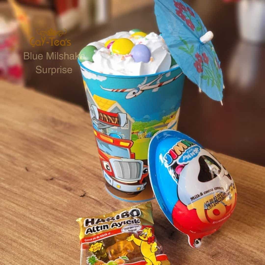 Surprise Milkshake Blue