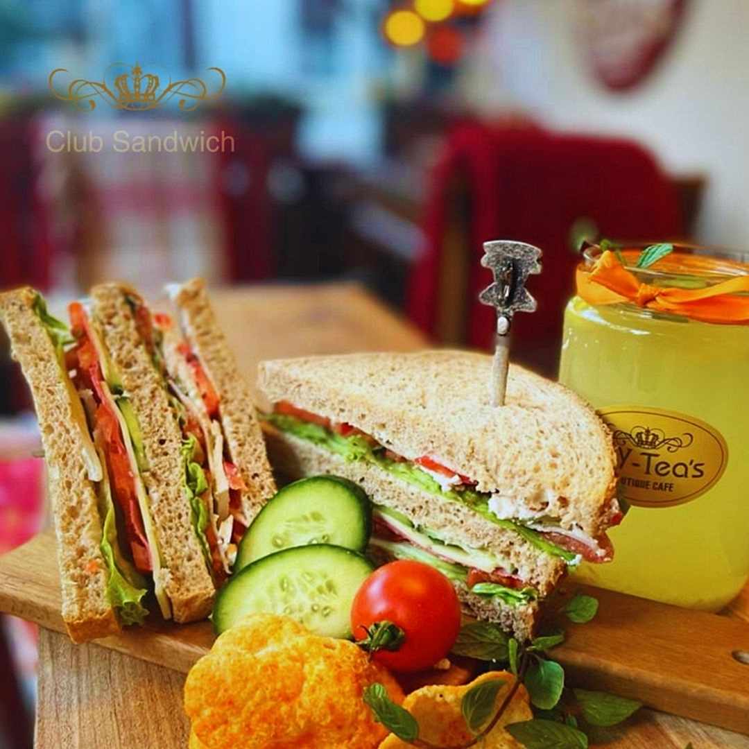 Club Sandwich & Homemade Lemonade